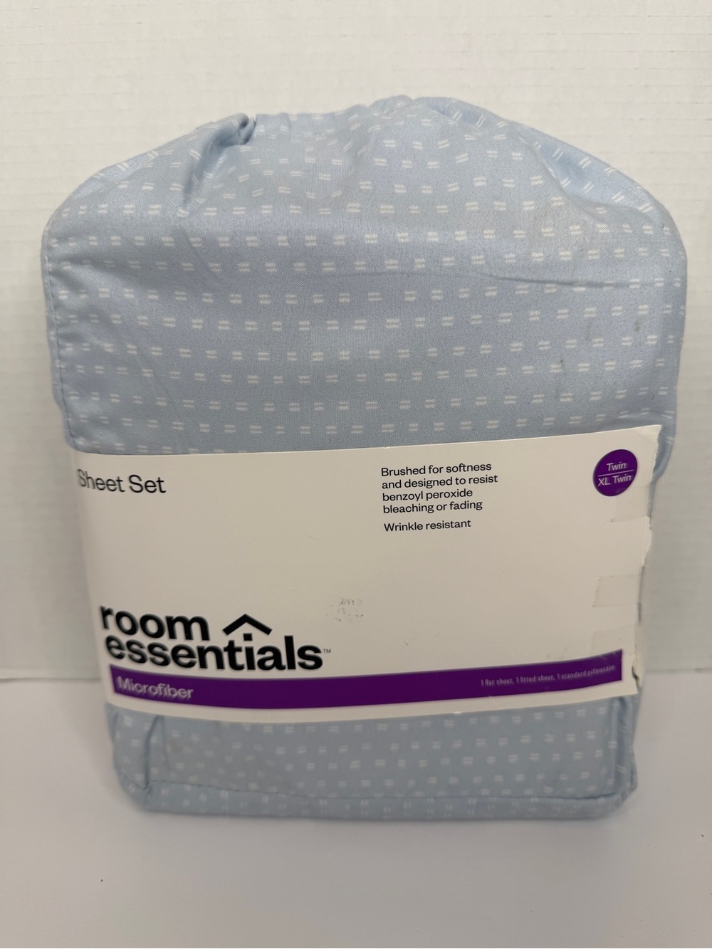 Twin/ Twin XL Microfiber Sheet Set, Blue & white Polka Dots- Room Essentials